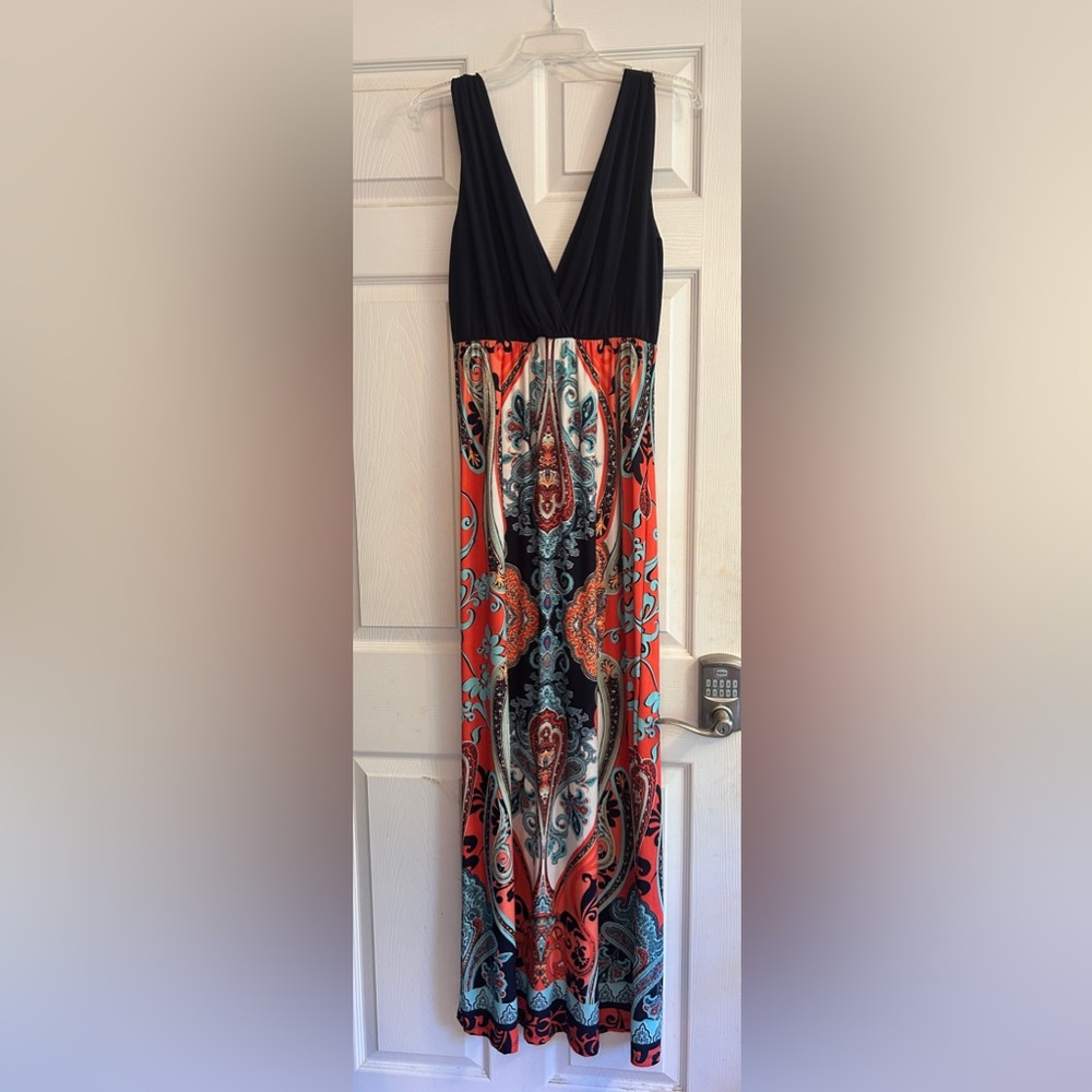 Woman’s Maxi Dress super cute